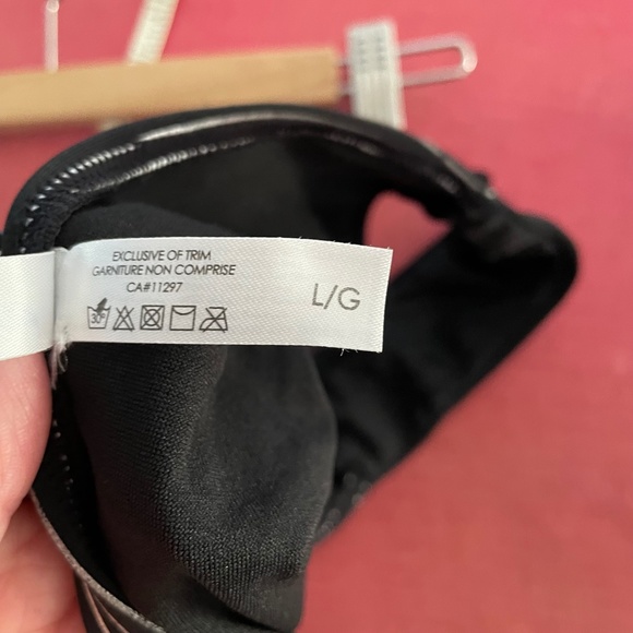 la vie en Rose Tankini swimsuit black and Silver bottoms l, top M - Picture 7 of 8